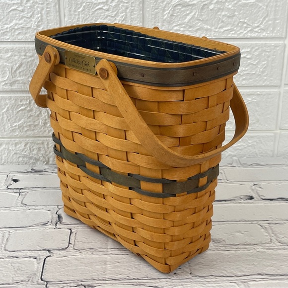 Longaberger Collectors Club Membership Tall basket 1998 - Picture 4 of 6